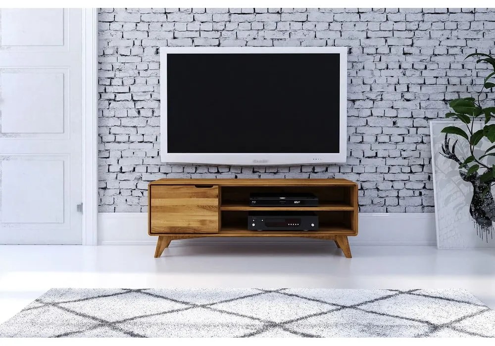 TV stolík z dubového dreva 134x48 cm Greg - The Beds