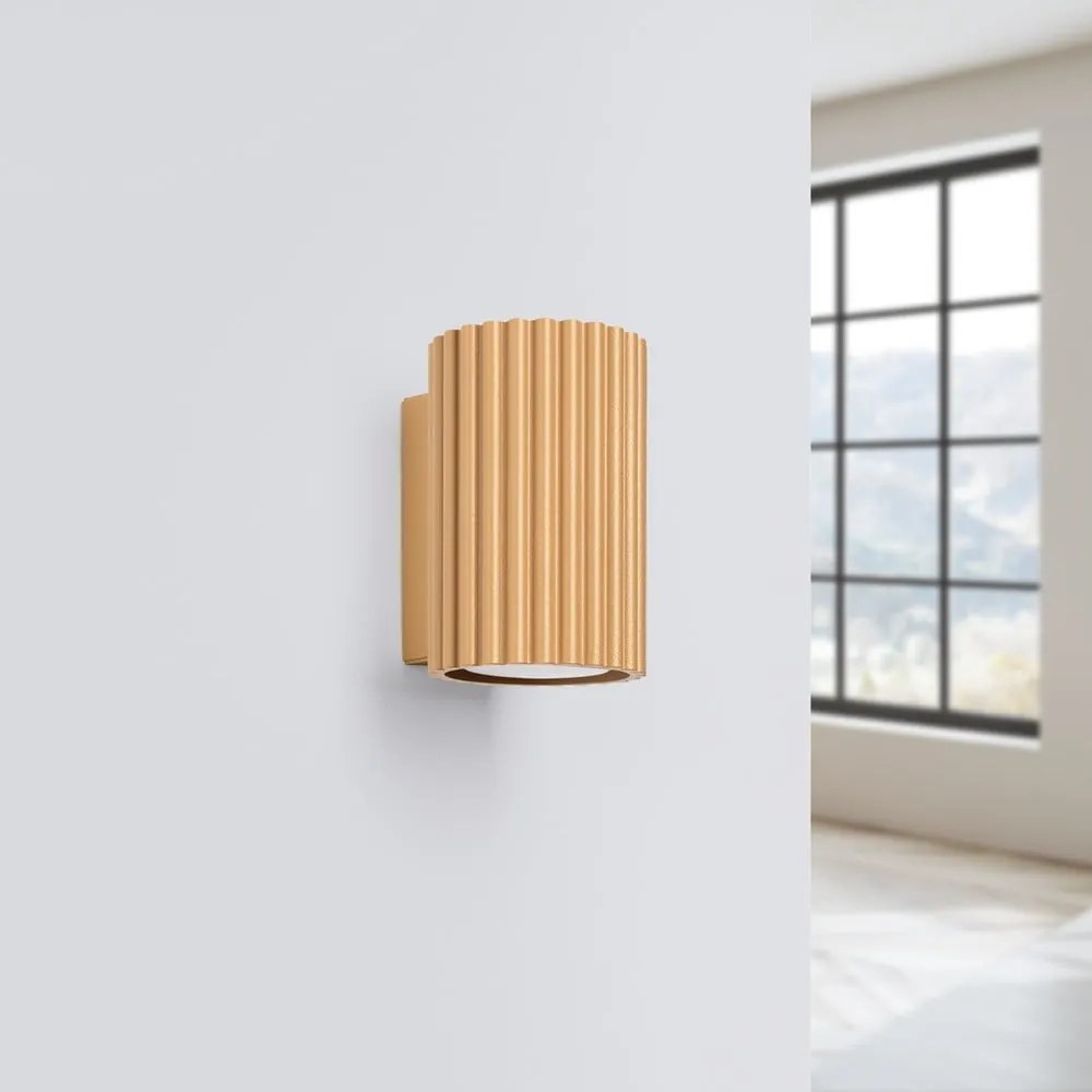 Nástenné svietidlo v zlatej farbe Gleam – Sollux