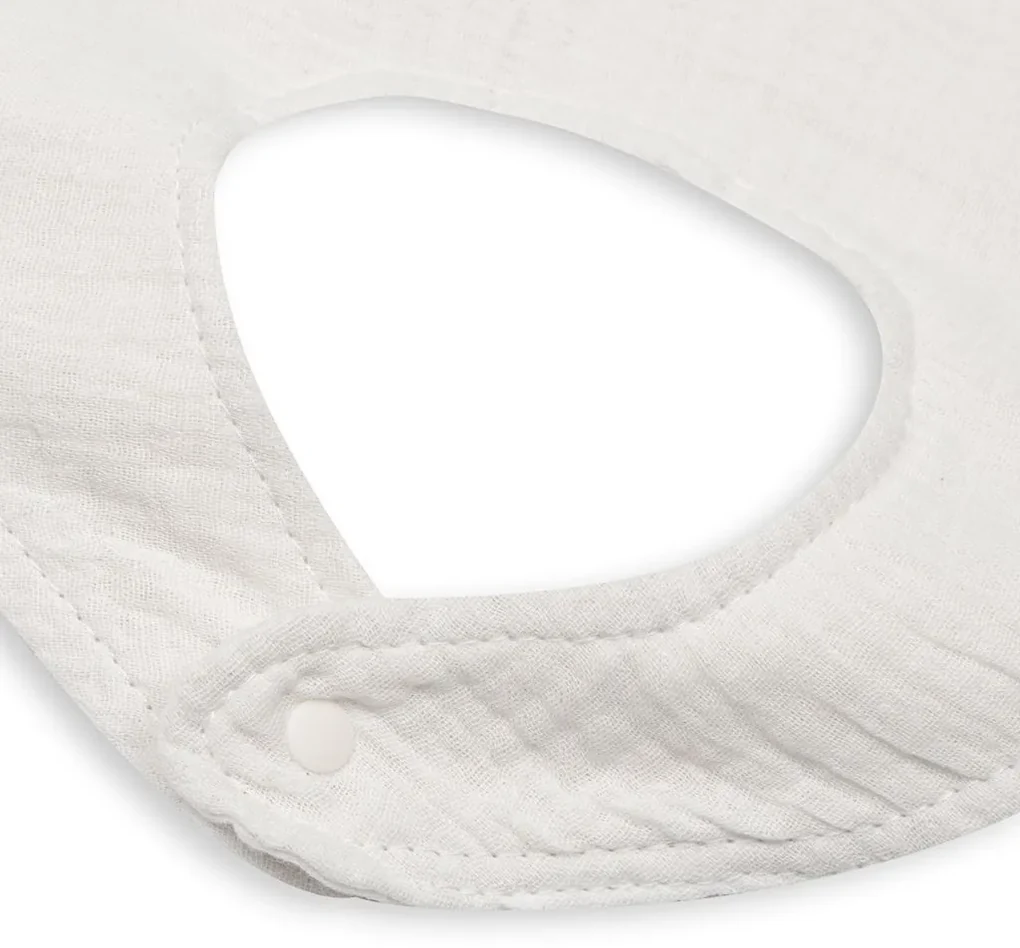 Mušelínový detský podbradník New Baby white