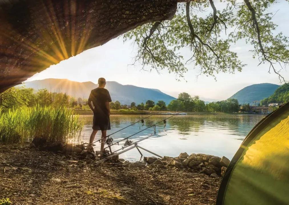 Manufakturer -  Tapeta Sunrise and fisherman