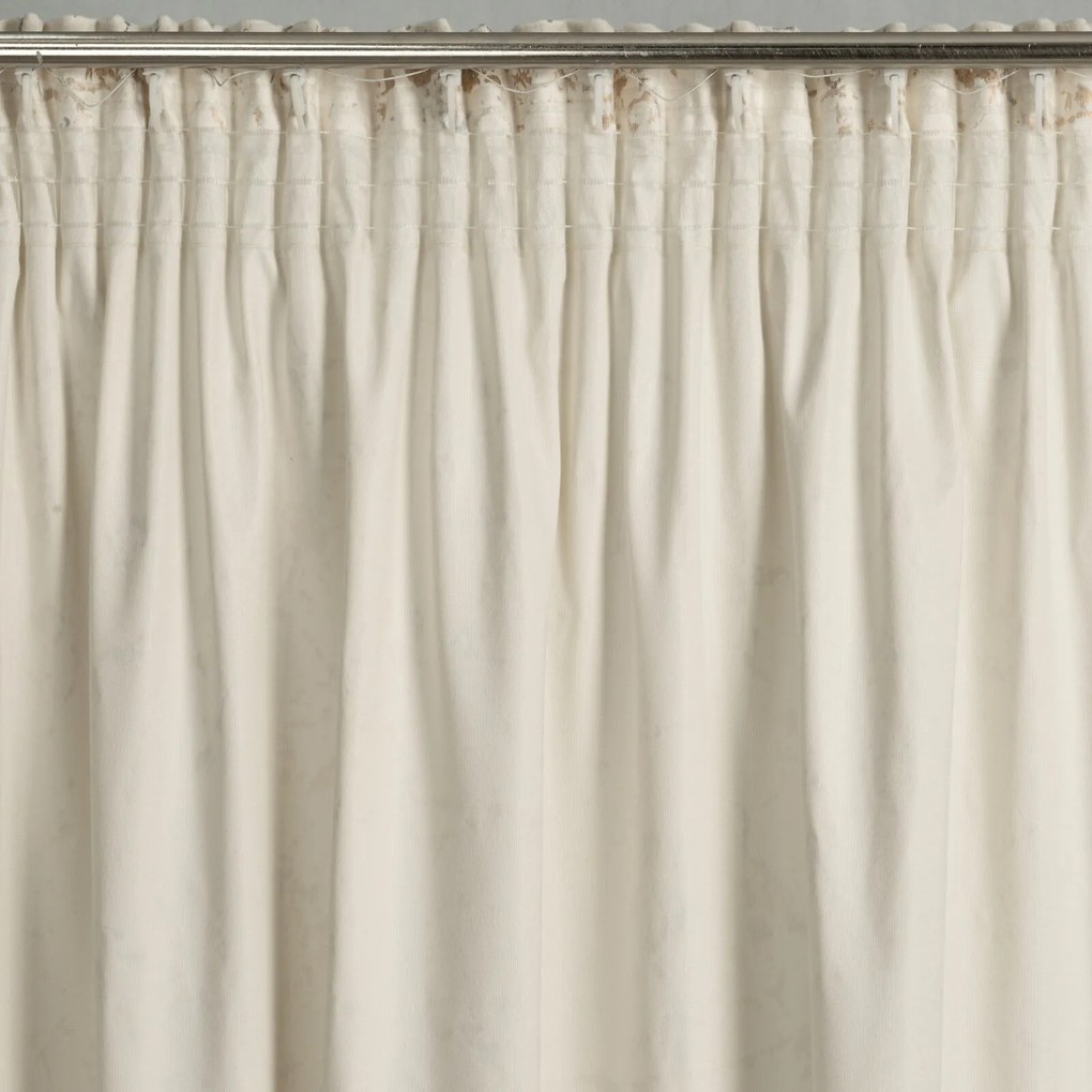 ZATEMŇOVACÍ ZÁVES NA PÁSKE DORI 140X270 CM VZOROVANÁ