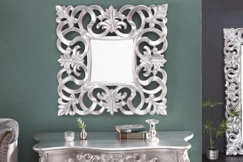 Elegantné nástenné zrkadlo VENICE 75x75 cm strieborné v antickom barokovom štýle