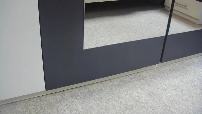 Zostava spálne Nora 180x200 cm, biela/grafitová