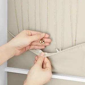 Závesná šperkovnica Elissa biela/béžová