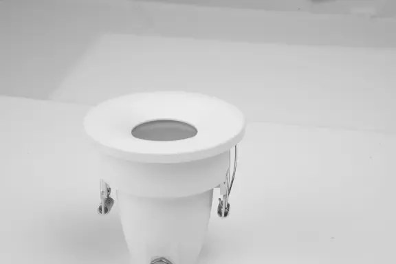 Vonkajšie svietidlo Romolo biele