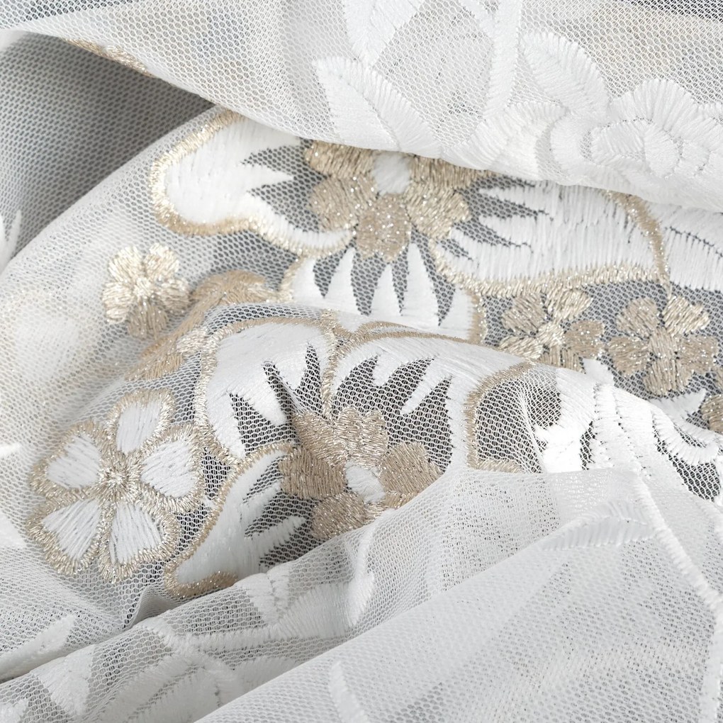 ZÁCLONA NA KRÚŽKOCH ALIRA 140X250 CM VZOROVANÁ