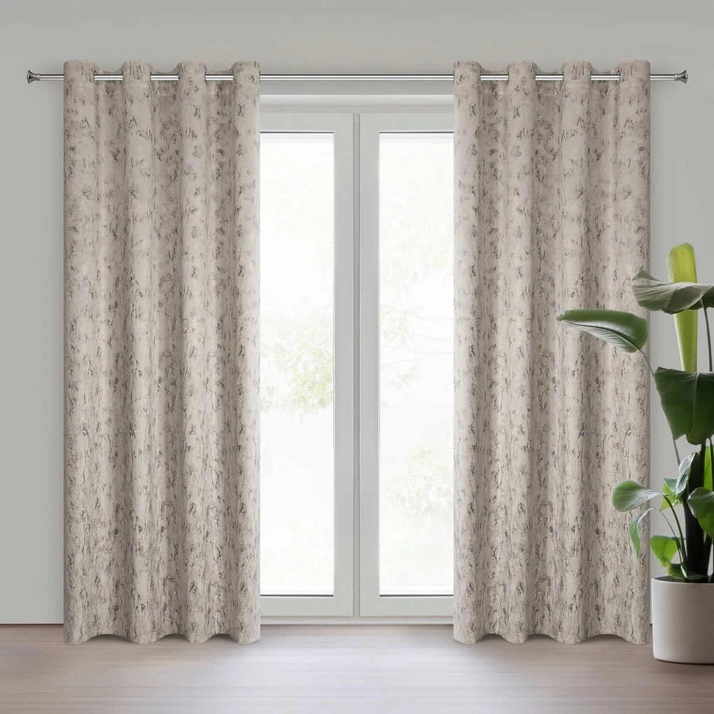 ZATEMŇOVACÍ ZÁVES NA KRÚŽKOCH KORNELIA 140X250 CM SVETLOBÉŽOVÁ