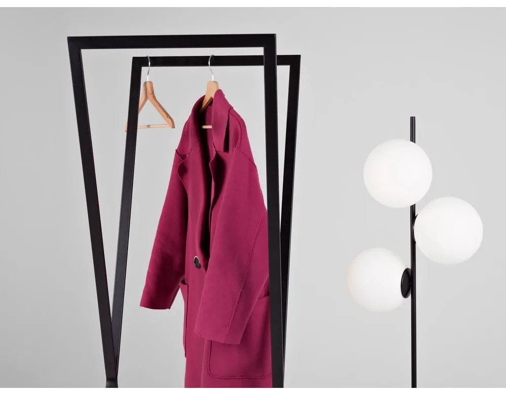 Čierny kovový vešiak CustomForm Rosett