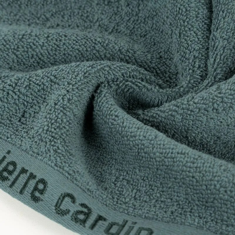 Dekorstudio Bavlnený uterák PIERRE CARDIN - tmavomätový Rozmer uteráku: 50x90cm