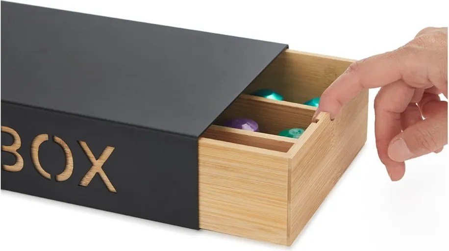 Čierny stojan na kapsule – Balvi