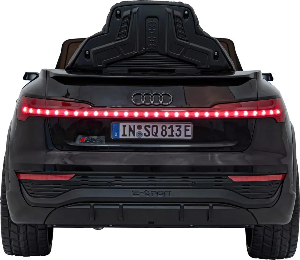 Ramiz Audi SQ8 vozidlo Čierna