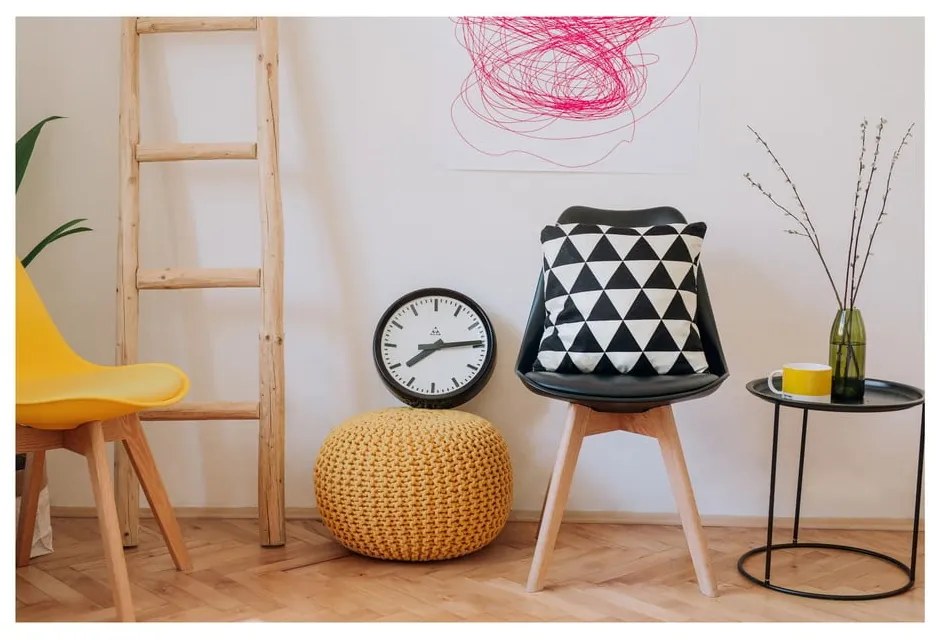 Sada 2 čiernych stoličiek s bukovými nohami loomi.design Retro
