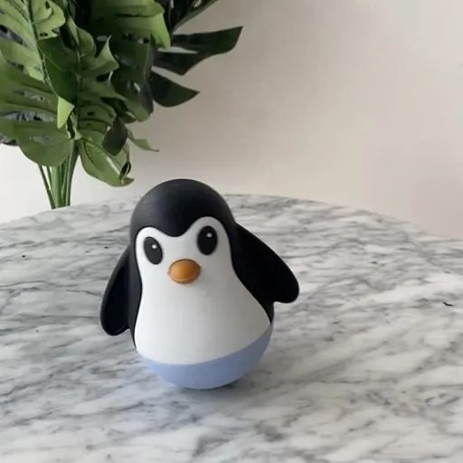 Hojdací tučniak, svetlomodrý