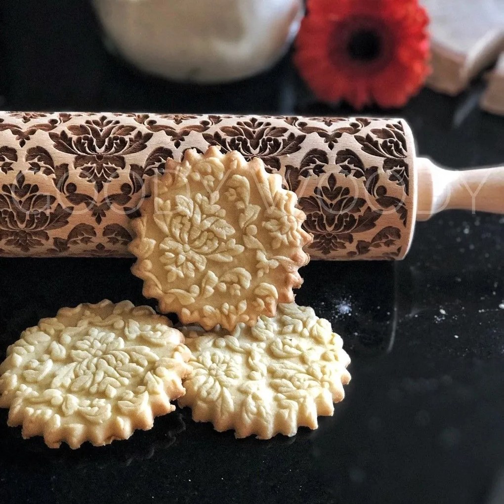 Goody Woody Embosovaný valček na cesto Damask
