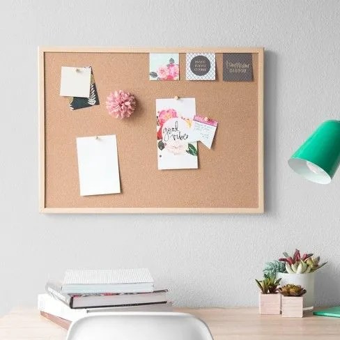 Toptabule.sk  Korková tabuľa v drevenom ráme + 9 farieb rámu 40x30 cm