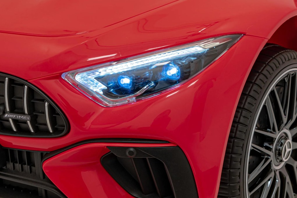 Ramiz Detské elektrické auto Mercedes Benz AMG SL63 Červené