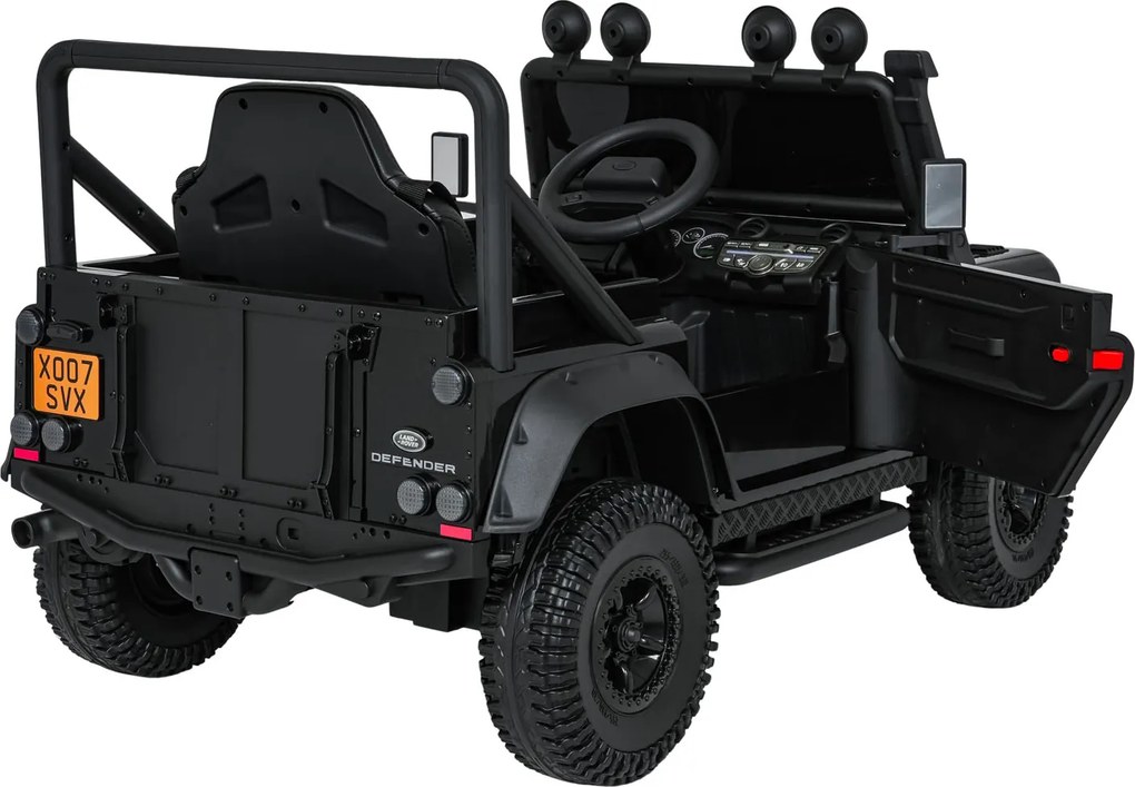 Ramiz Vozidlo Land Rover Defender 110 SVX Concept čierne