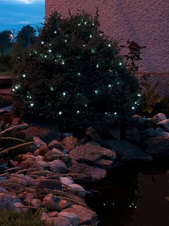 DECOLED Venkovní řetěz SOLAR 5 m, ledově bílá, 50 diod