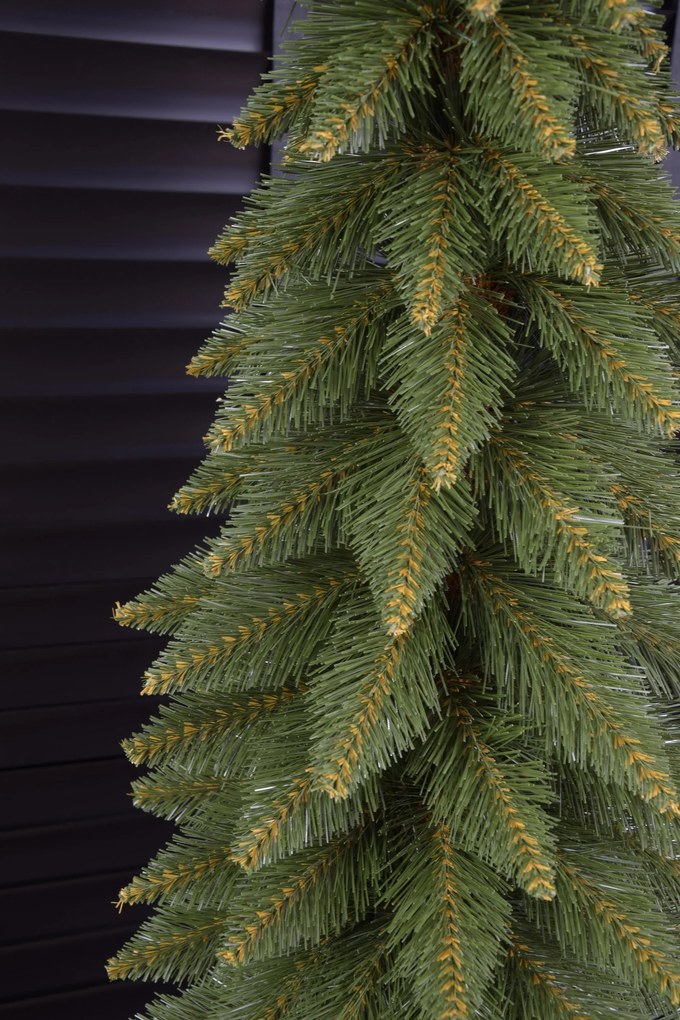 Dekorstudio Umelý Vianočný stromček Smrek štíhly 80cm