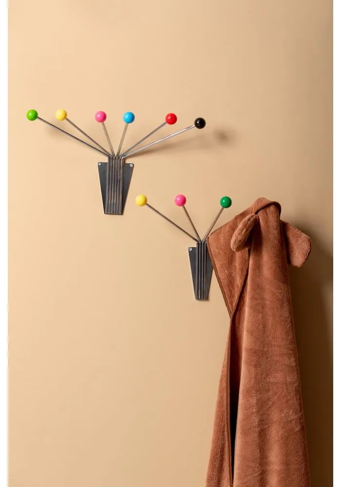 Kovový nástenný vešiak v striebornej farbe Neptune – PT LIVING