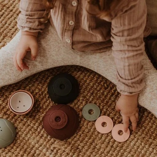 Silikónové stohovacie poháre, zemité