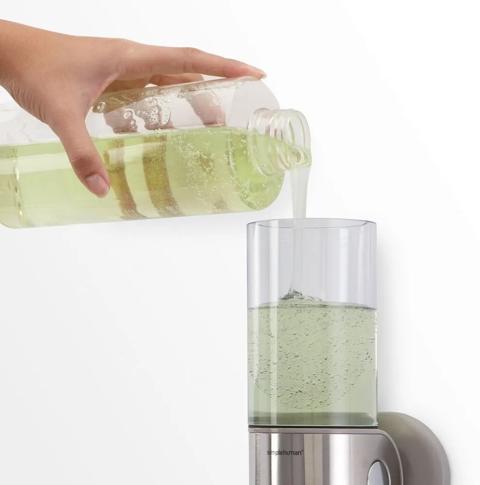 Nástenný dávkovač mydla z nerezovej ocele v striebornej farbe 440 ml - simplehuman