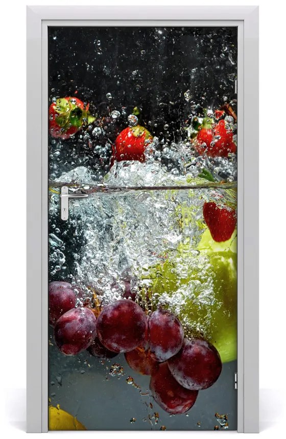 Fototapeta na dvere samolepiace ovocie pod vodou 85x205 cm