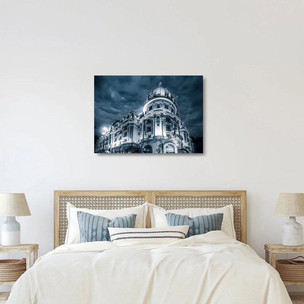 Sklenený obraz architektúry v tme (70x50 cm)