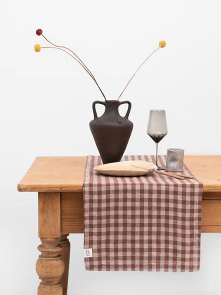Ľanový stolový behúň Chocolate Gingham