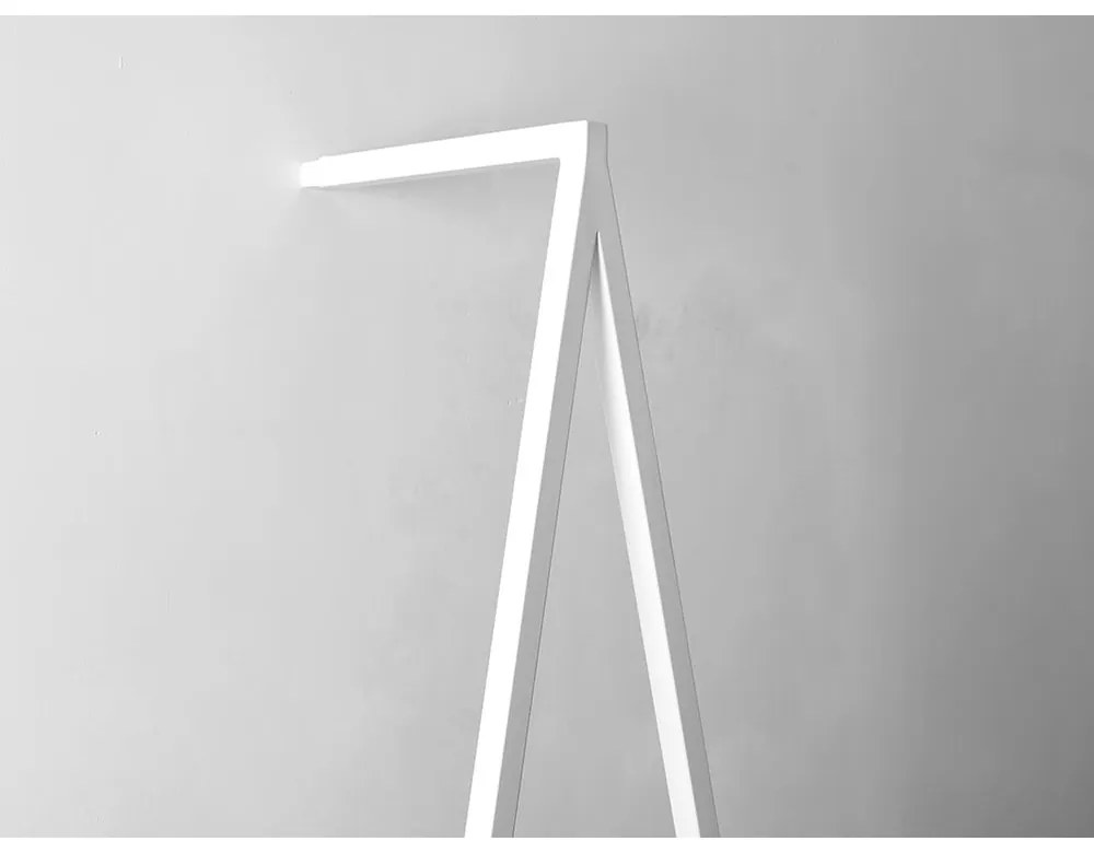 Biely kovový vešiak Conter - CustomForm