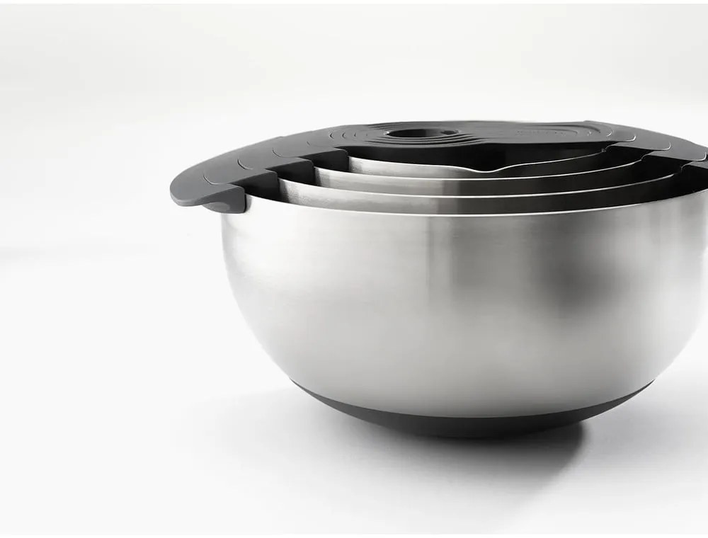 Misy v lesklo striebornej farbe v súprave 9 ks Nest 100 Collection – Joseph Joseph