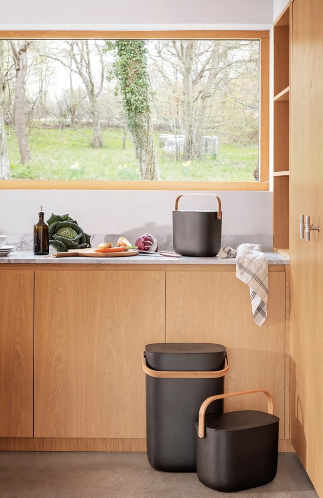 Eva Solo Odpadkový kôš Reflect Recycled 16 l