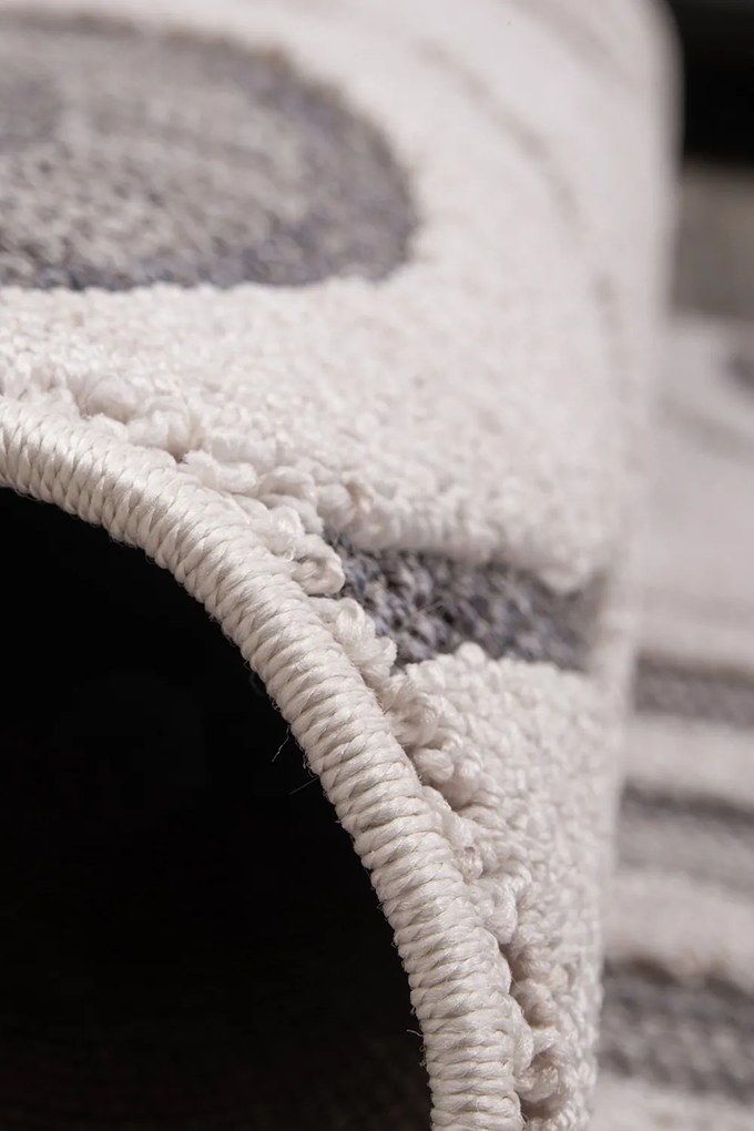 Koberec Benita 092A BLUE/CREAM rozmery koberec: 60x100 cm