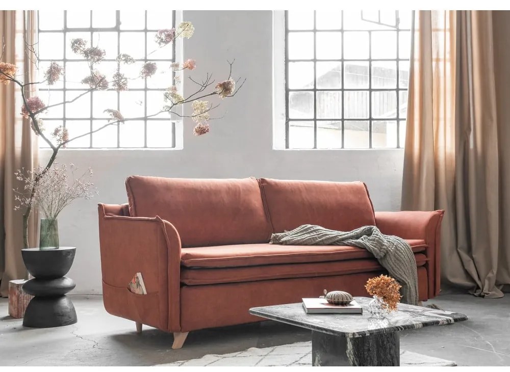 Zamatová rozkladacia pohovka v tehlovej farbe 225 cm Charming Charlie – Miuform