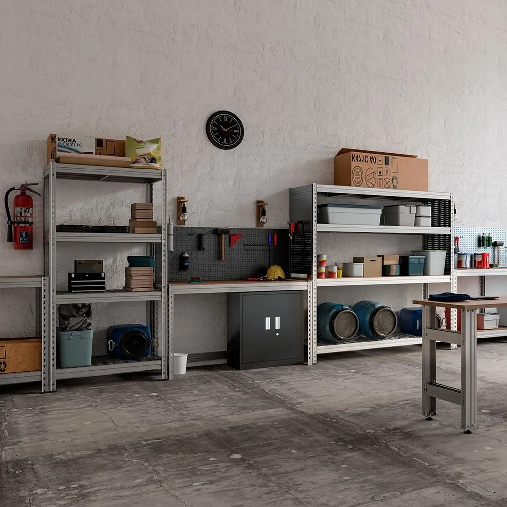 Pracovný stôl s panelom na náradie 150x150x60 cm