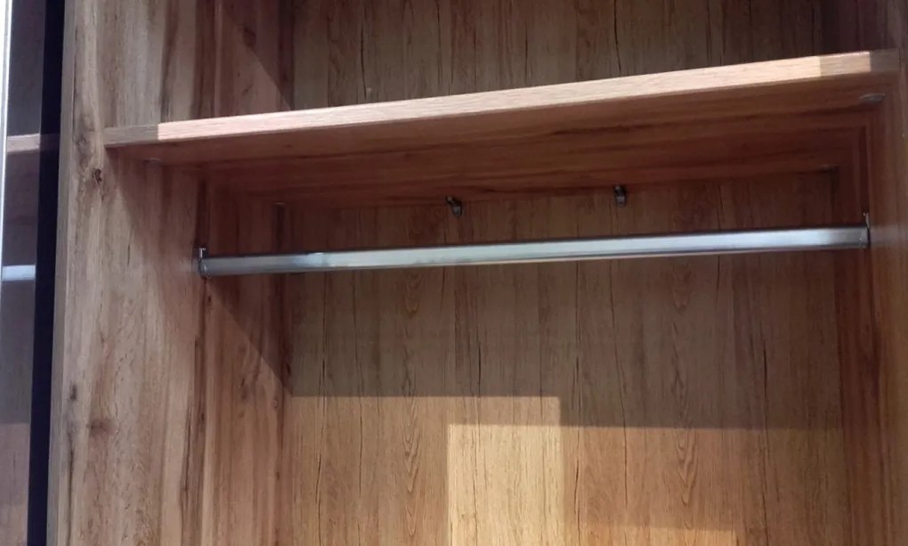 Šatníková skriňa Capri, dub wotan/biela