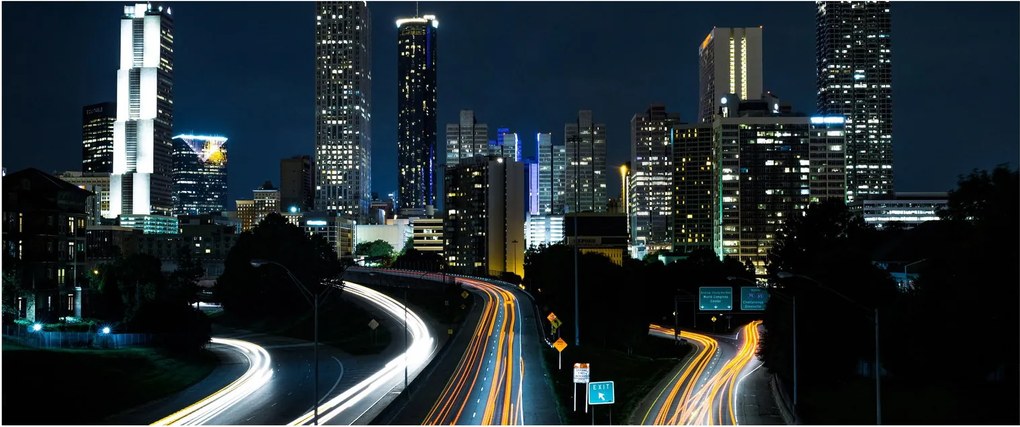 Obraz nočnej metropoly (120x50 cm)