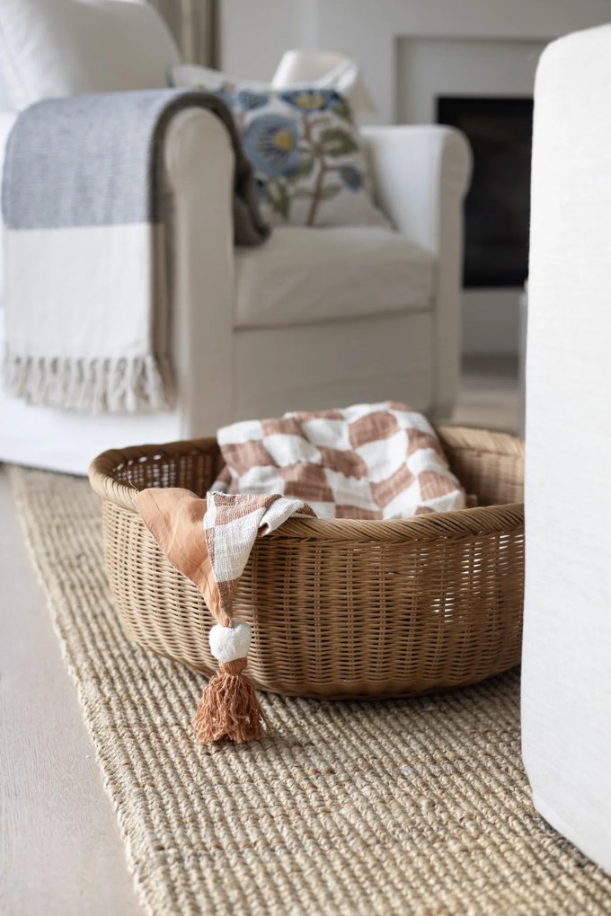 Bloomingville Bavlnený prehoz Chola Brown 130 × 150 cm