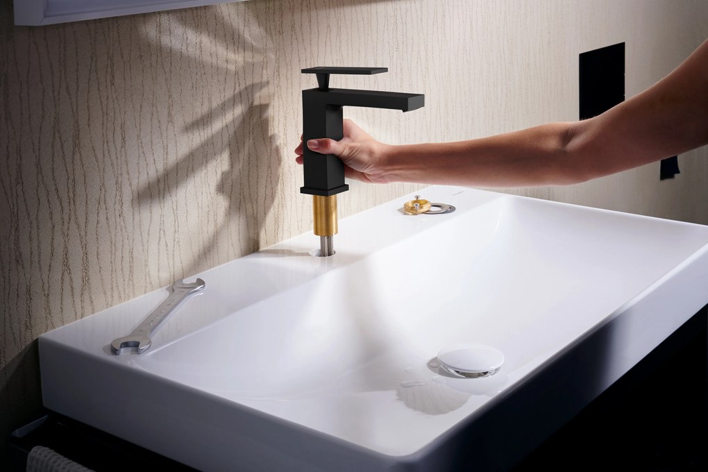Hansgrohe Tecturis E, páková umývadlová batéria 110 s ručnou sprchou Bidette, čierna matná, HAN-73210670