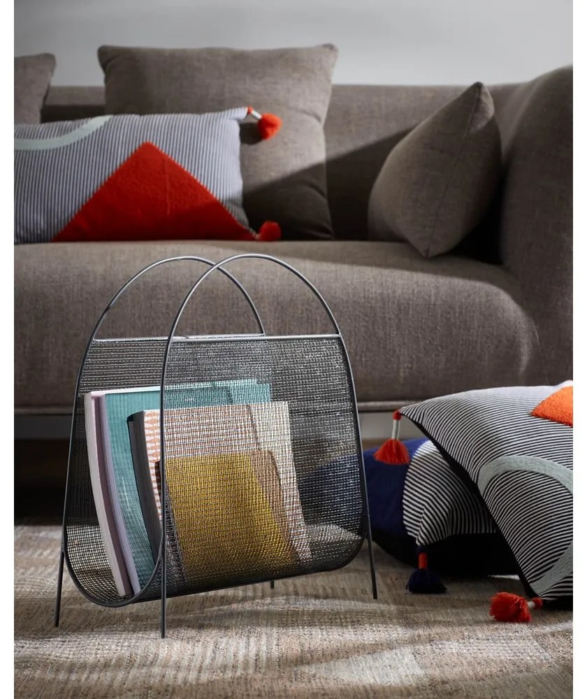 Kovový stojan na časopisy Aviva – Kave Home