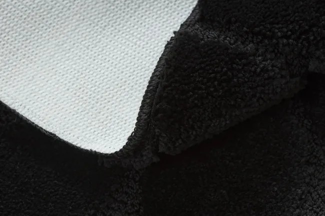 Kúpeľňový koberček SUPREME STONES kamienky, čierny kruh