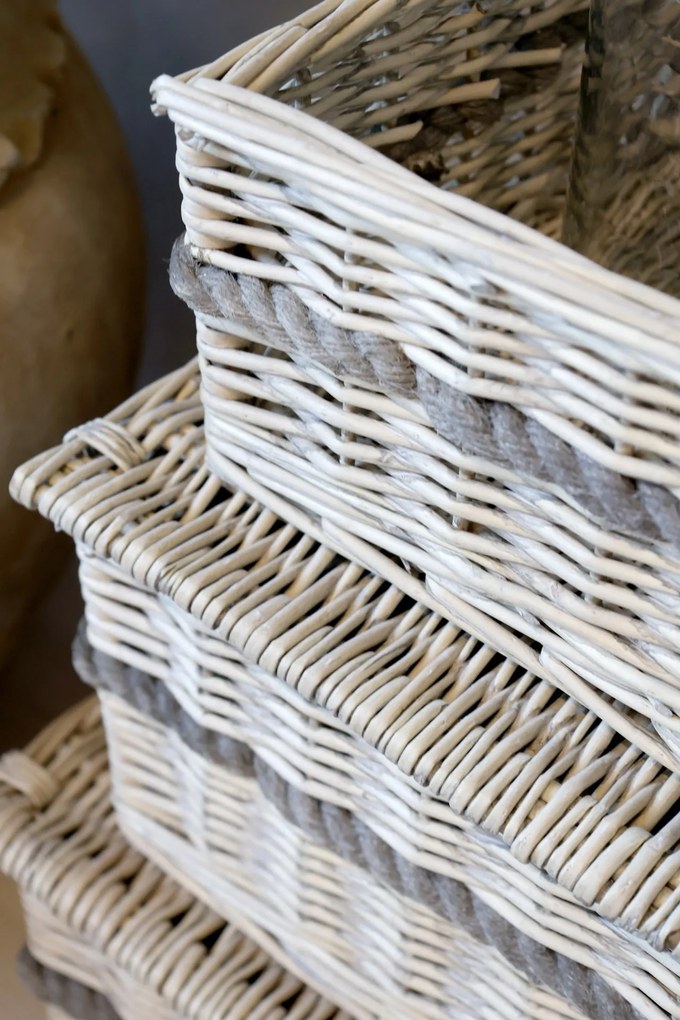 Chic Antique Prútený kôš s vekom French M