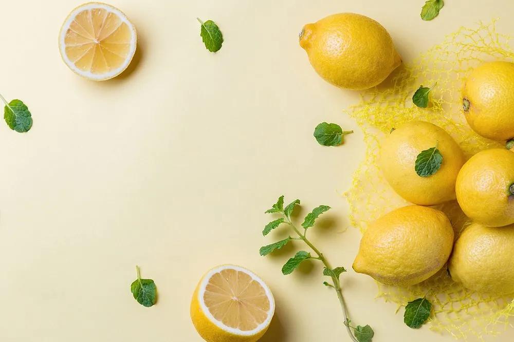Samolepiaca fototapeta zátišie z citrónov a mäty
