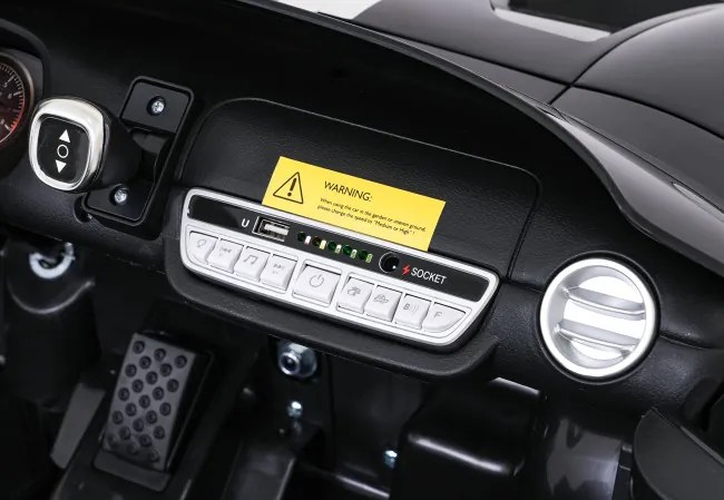 Elektrické autíčko Ford GT čierne