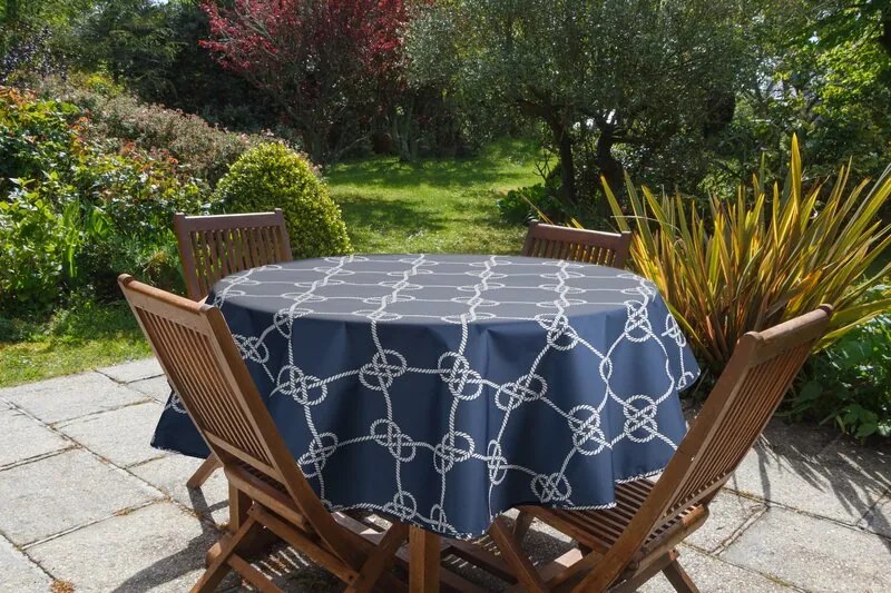 Dekorstudio Vodeodolný okrúhly obrus GARDEN 15E - 150 cm