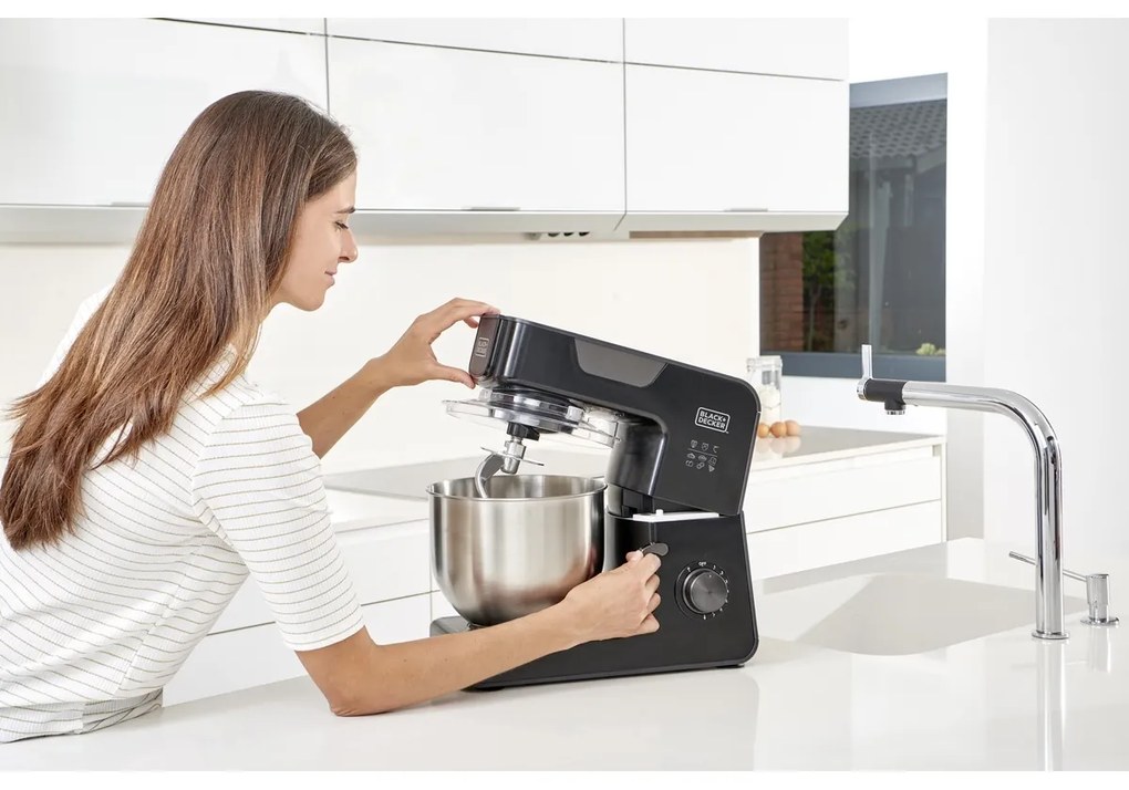 Black+Decker BXKM1000E Planetárny kuchynský robot
