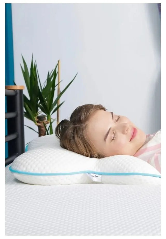 Anatomický vankúš s výplňou z pamäťovej peny 46x55 cm – Mila Home