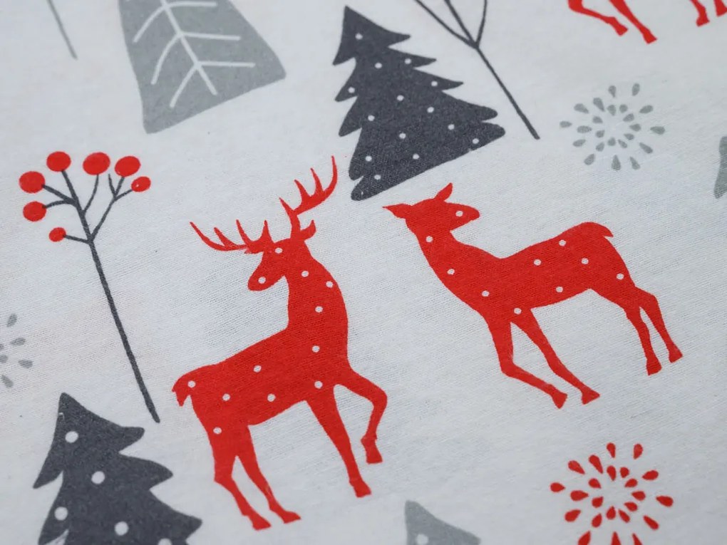 Flanelové obliečky RED DEERS AND TREES biele Rozmer obliečky: 2 ks 70 x 90 cm | 200 x 220 cm