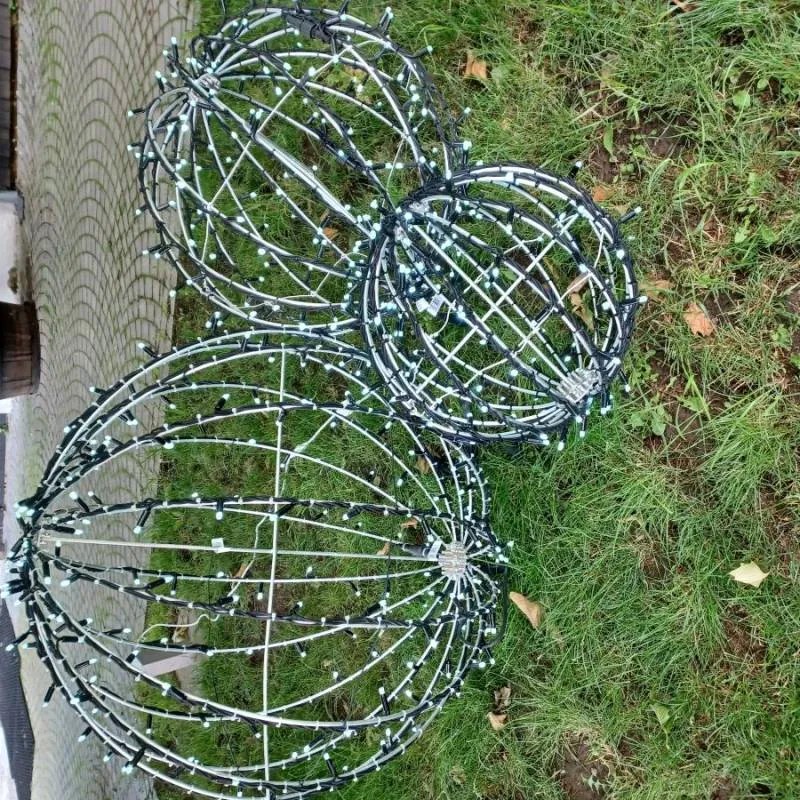 DECOLED Svetelná guľa LED, ľadovo biela, čierny kábel, priemer 80 cm