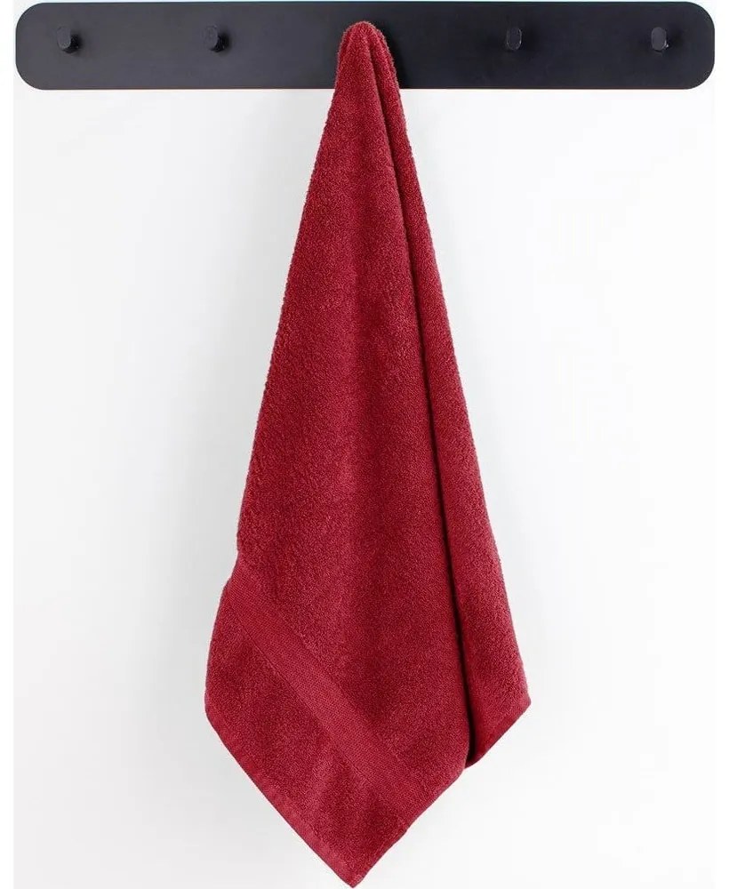 Červené froté bavlnené uteráky a osušky v súprave 4 ks Marina – DecoKing